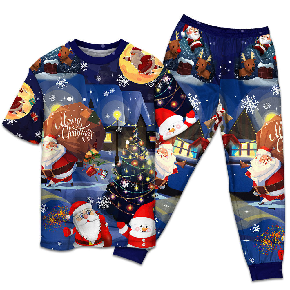 T-shirt + Pants / S Christmas Love Santa And Gifts - Pajamas Short Sleeve - Owls Matrix LTD