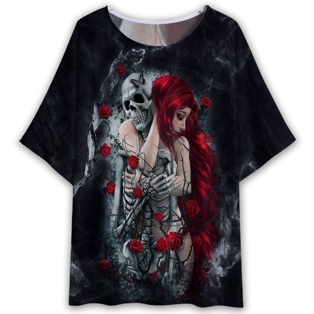 S Skull Couple Love Rose Style - Women's T-shirt With Bat Sleeve - Owls Matrix LTD