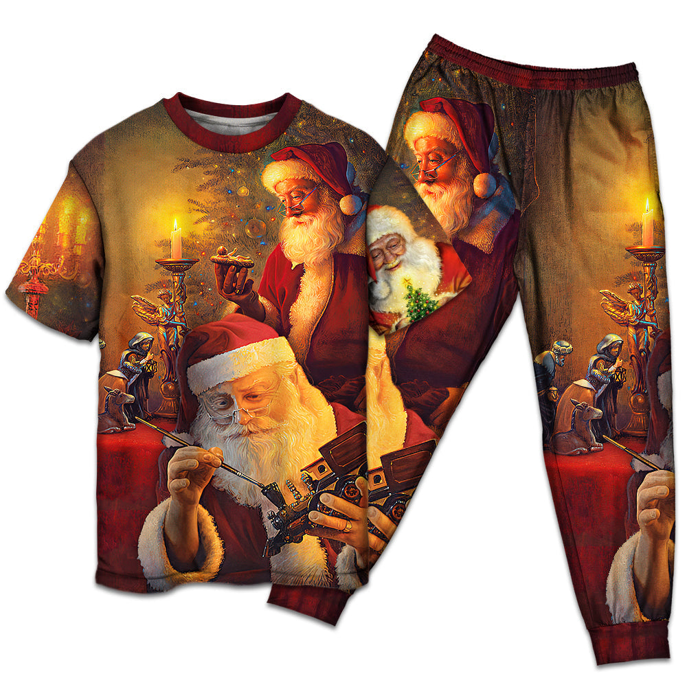 T-shirt + Pants / S Christmas Santa Claus The Spirit of Christmas Art Style - Pajamas Short Sleeve - Owls Matrix LTD