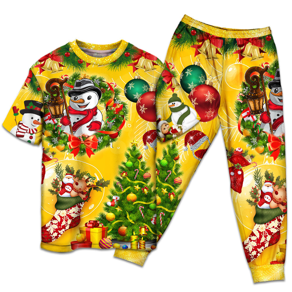 T-shirt + Pants / S Christmas Funny Snowman Happy Christmas Tree Yellow Light - Pajamas Short Sleeve - Owls Matrix LTD