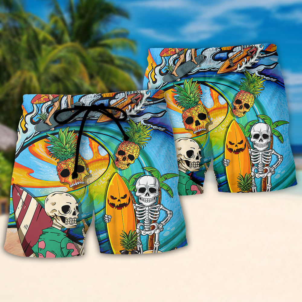 Surfing Funny Skeleton Never Underestimate An Old Guy On A Surfboard Surfing Lovers - Beach Short