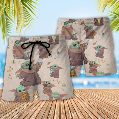 Star Wars Baby Yoda Eating Everything - Beach Short