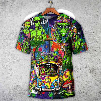 Hippie Space Alien Smoking Weed - Round Neck T-shirt - Owls Matrix LTD