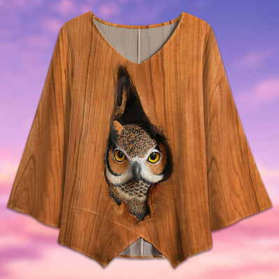 Owl Wooden Vintage Art - V-neck T-shirt - Owls Matrix LTD