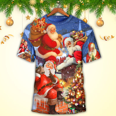 Christmas Up On Rooftop Santa Claus Art Style - Round Neck T-shirt - Owls Matrix LTD