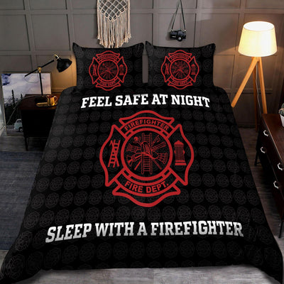 Firefighter Feeling Safe With Firefighter - Bedding Cover - Owls Matrix LTD