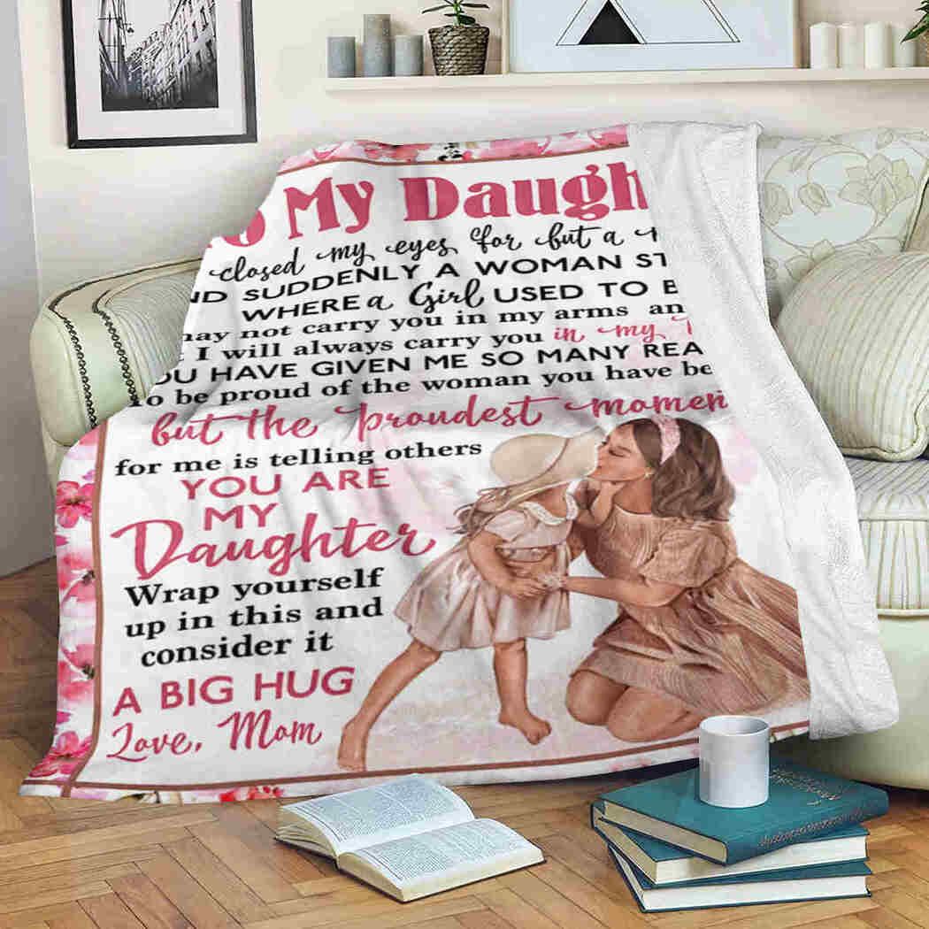 Family To My Daughter Love Mom Daughter Cute Style - Flannel Blanket - Owls Matrix LTD