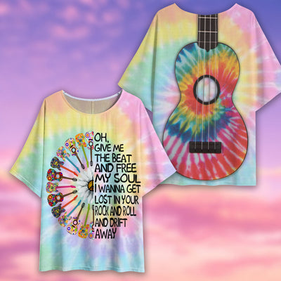 Hippie Guitar Tie Dye Style - Women's T-shirt With Bat Sleeve - Owls Matrix LTD