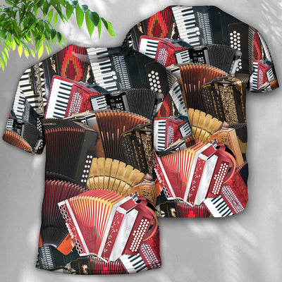 Accordion A Gentleman Is Someone Who Can Play The Accordion - Round Neck T-shirt - Owls Matrix LTD