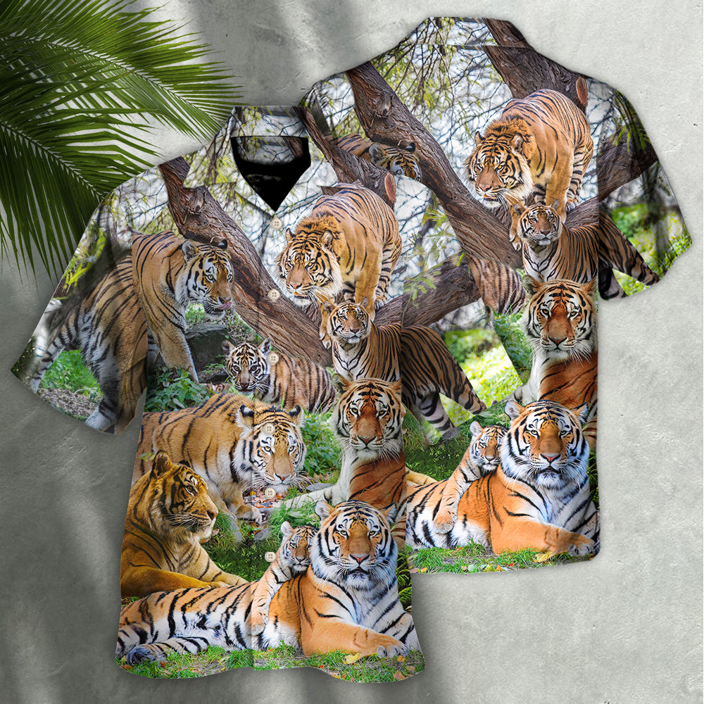 Tiger God Is In The Tiger As Well As In The Lamb - Hawaiian Shirt - Owls Matrix LTD