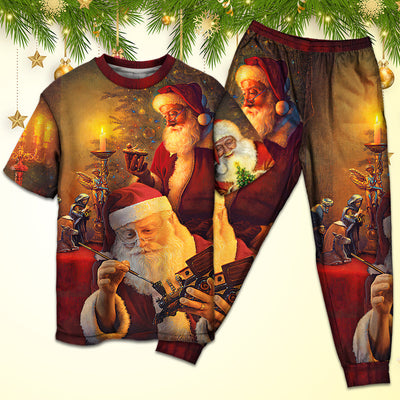 Christmas Santa Claus The Spirit of Christmas Art Style - Pajamas Short Sleeve - Owls Matrix LTD