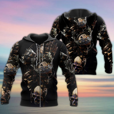Skull Only In Their Death Can A King Live Forever - Hoodie - Owls Matrix LTD
