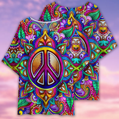 Hippie Love Life Pattern - Women's T-shirt With Bat Sleeve - Owls Matrix LTD