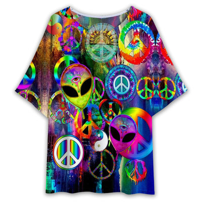 S Hippie Alien Amazing Style - Women's T-shirt With Bat Sleeve - Owls Matrix LTD