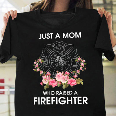 Firefighter Mom AEAA1210006Z Dark Classic T shirt