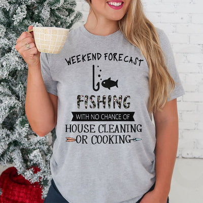 Fishing Girl Weekend Forecast QUAZ1611009Z Light Classic T Shirt